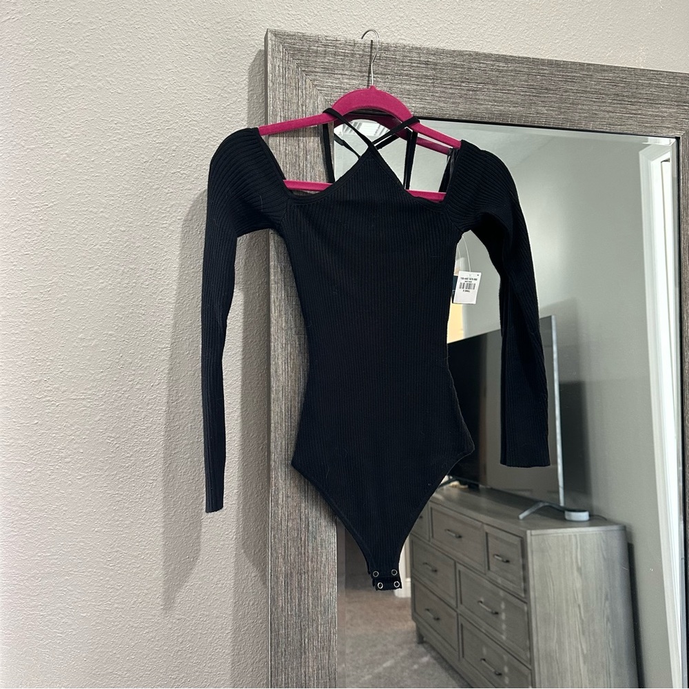 NWT Abercrombie & Fitch Black Cold Shoulder High Neck Bodysuit Sweater Size XS